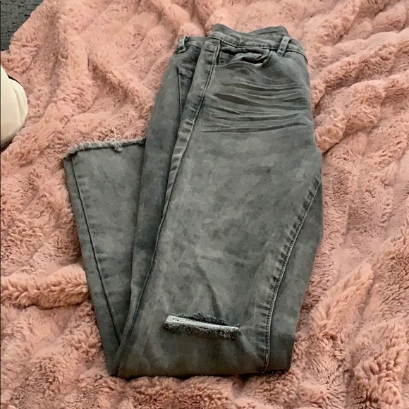 Jeans - Picture 2 of 3